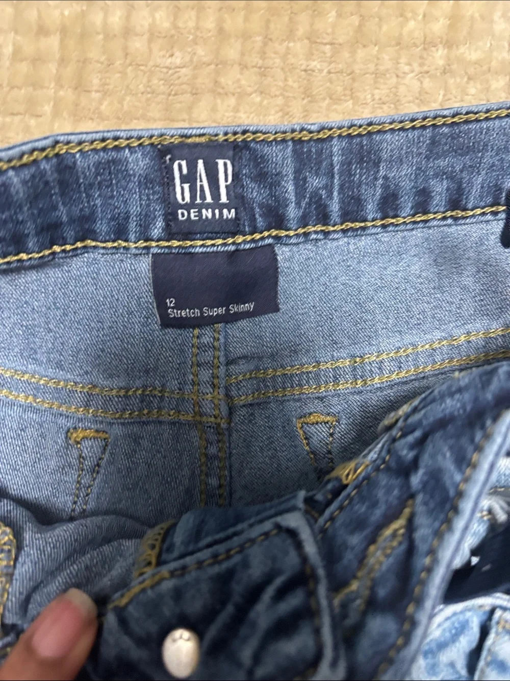 GAP Straight-Leg Super Skinny Girls Jeans in Light and Dark Blue Washes